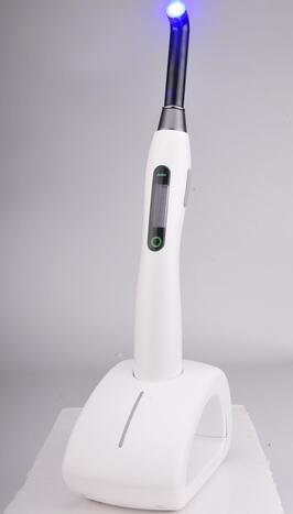 人気 3H®Xlite4 歯科用LED光重合器（高出力7W-2000mWcm²）