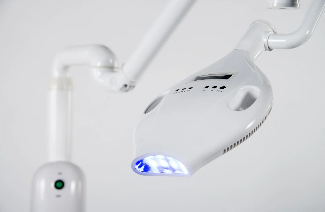 KC®歯科用ホワイトニング装置KC-268（タッチスクリン式）  